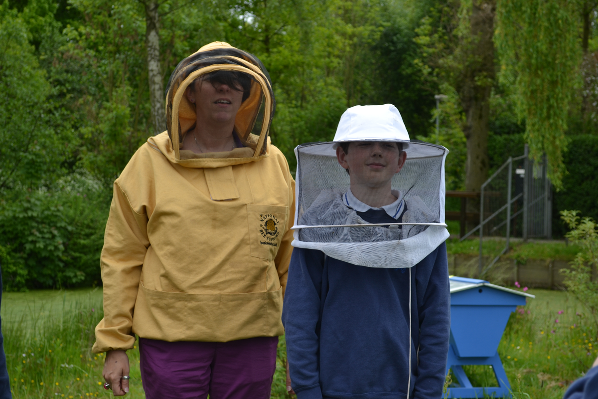 Learning beekeeping at Junior Campus at the BSN