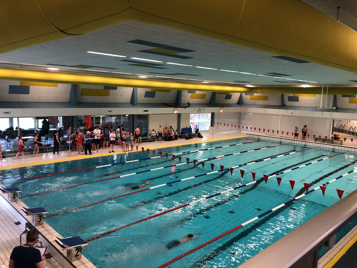 BSN Host Brussels Schools for Swimming Gala